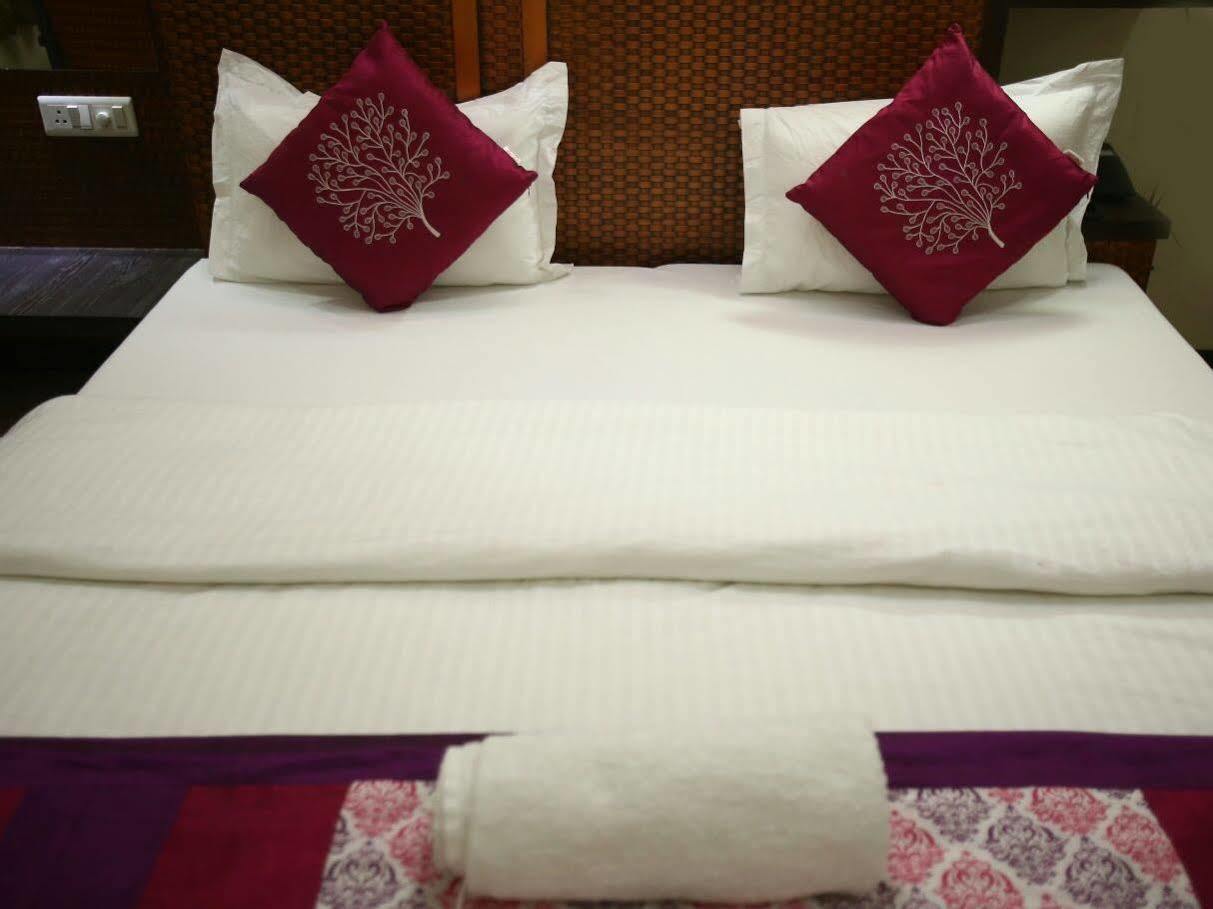 Monarch-jodhpur 2* Jodhpur (Rajasthan)